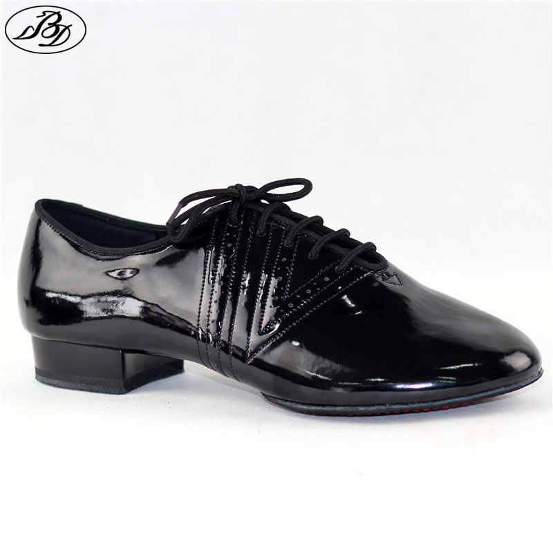 ชายรุ่นใหม่มาตรฐานรองเท้า BD31 - Patent Leather Shine บทวิจารณ์และราคา