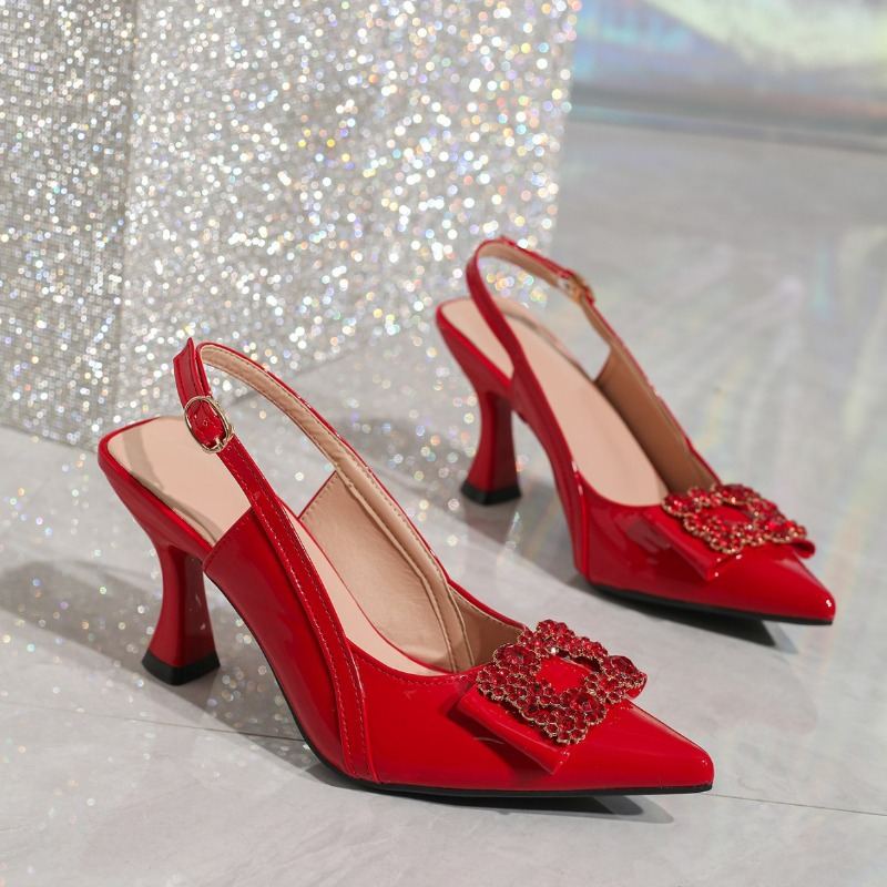 รองเท้าส้นสูงแบบสวมเปิดส้นประด - Patent Leather Shine บทวิจารณ์และราคา
